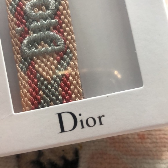🆕-Dior Keychain - Picture 5 of 5